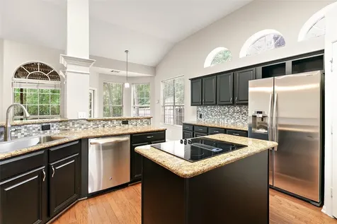 71 E Sterling Pond Circle The Woodlands TX 77382