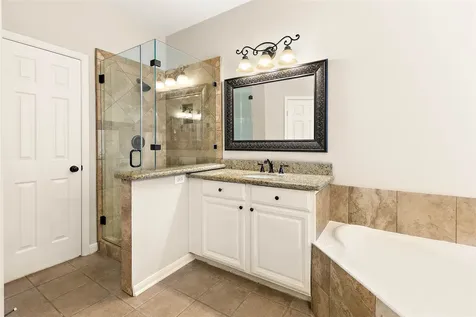 71 E Sterling Pond Circle The Woodlands TX 77382