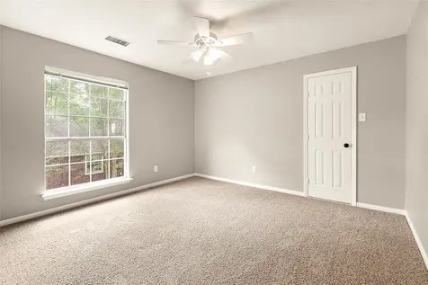 71 E Sterling Pond Circle The Woodlands TX 77382