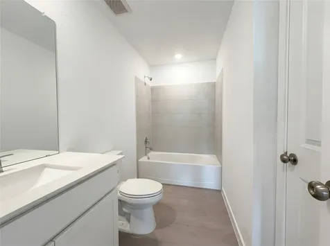 2047 Emerald Lake Trail Dayton TX 77535