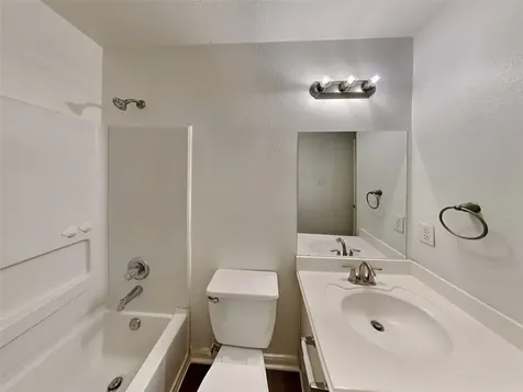 9626 Eaglewood Glen Trail Sugar Land TX 77498