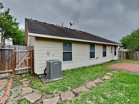 9626 Eaglewood Glen Trail Sugar Land TX 77498