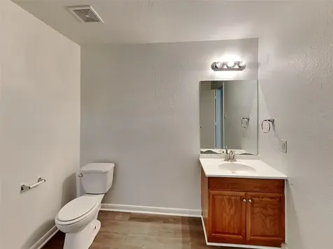 9626 Eaglewood Glen Trail Sugar Land TX 77498