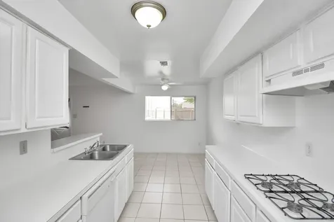 530 Westshire Drive Houston TX 77013