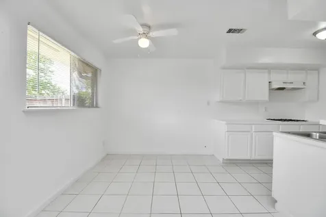 530 Westshire Drive Houston TX 77013