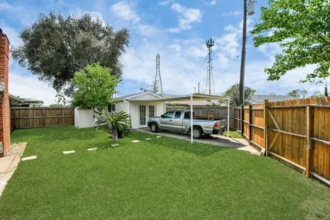 530 Westshire Drive Houston TX 77013