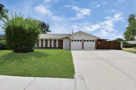 530 Westshire Drive Houston TX 77013