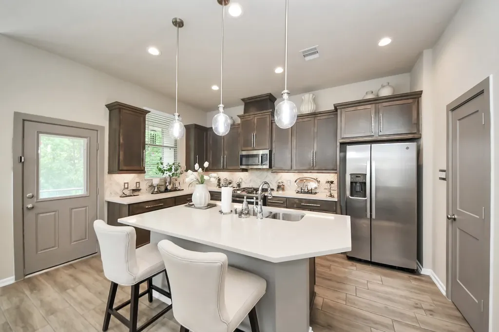 243 S Spotted Fern Drive Montgomery TX 77316