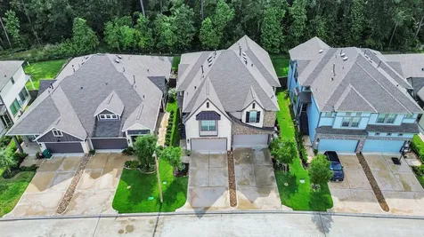 243 S Spotted Fern Drive Montgomery TX 77316