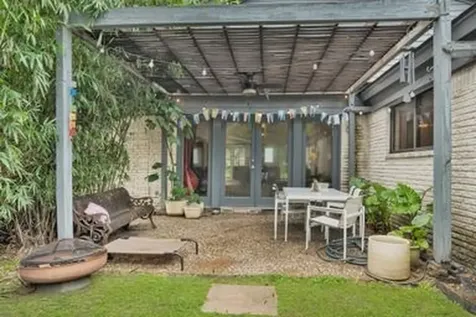 6023 Dumfries Drive Houston TX 77096