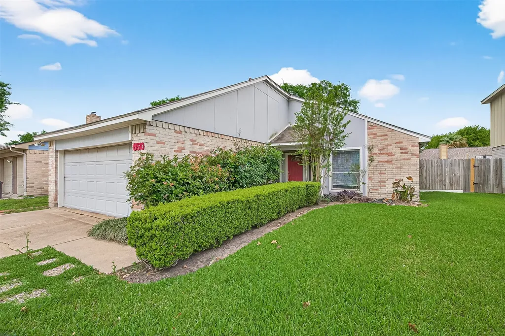 6510 Paso Del Sol Drive Houston TX 77083