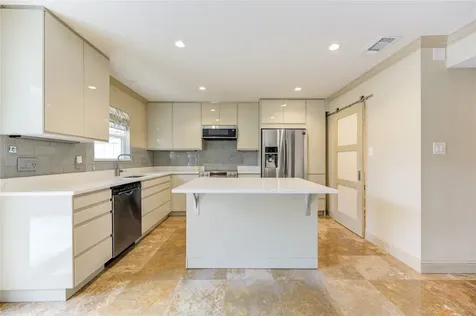 6337 Briar Rose Drive 145 Houston TX 77057