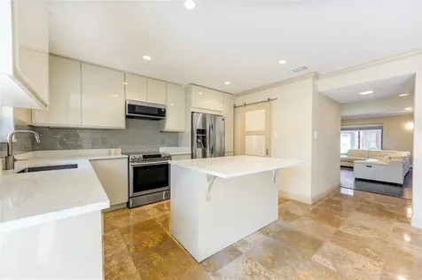 6337 Briar Rose Drive 145 Houston TX 77057