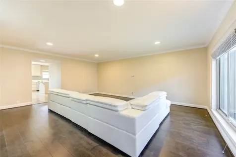 6337 Briar Rose Drive 145 Houston TX 77057