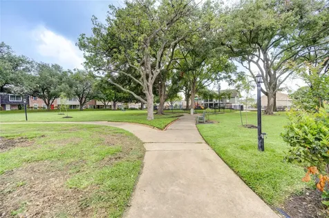 6337 Briar Rose Drive 145 Houston TX 77057