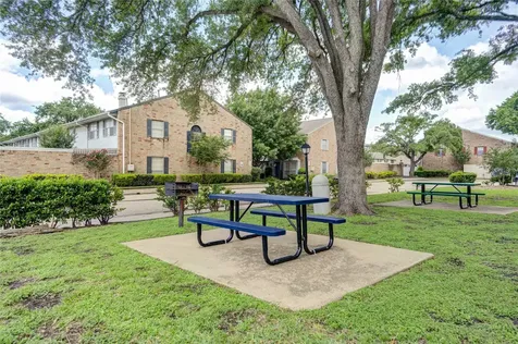 6337 Briar Rose Drive 145 Houston TX 77057