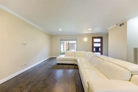 6337 Briar Rose Drive 145 Houston TX 77057
