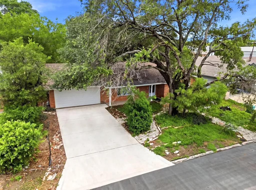 2735 Waleetka Street San Antonio TX 78210