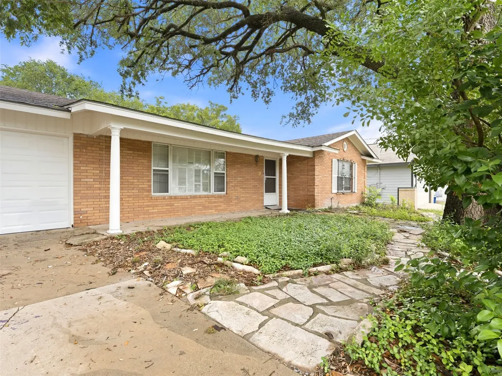 2735 Waleetka Street San Antonio TX 78210