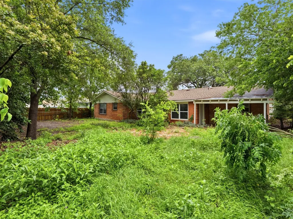 2735 Waleetka Street San Antonio TX 78210