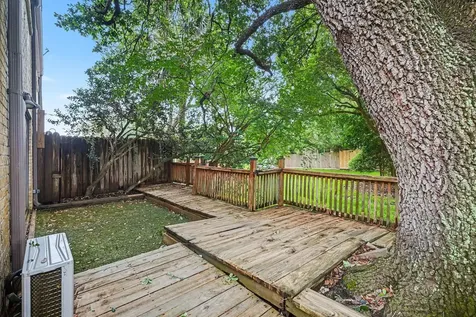 18242 Lakeside Lane Houston TX 77058