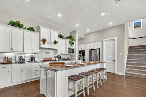 205 Lakehouse Landing Drive Katy TX 77493