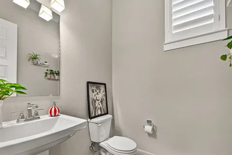 205 Lakehouse Landing Drive Katy TX 77493
