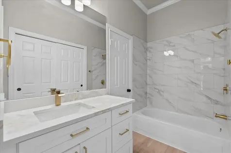 1806 Winter Knoll Way Houston TX 77062