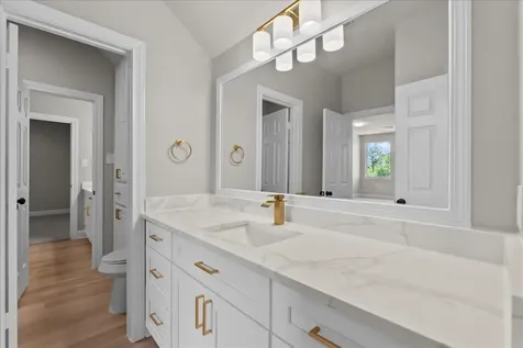 1806 Winter Knoll Way Houston TX 77062