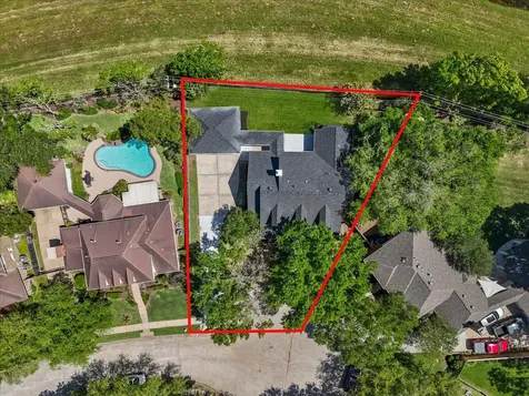 1806 Winter Knoll Way Houston TX 77062
