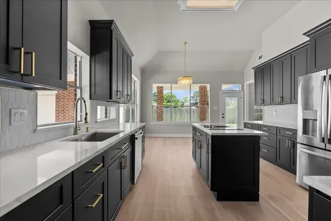 1806 Winter Knoll Way Houston TX 77062