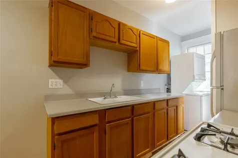 806 Winbern Street 2 Houston TX 77002