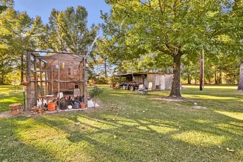 97 County Road 2268 Cleveland TX 77327