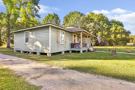 97 County Road 2268 Cleveland TX 77327