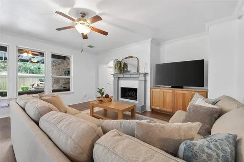 66 S Longsford Circle The Woodlands TX 77382
