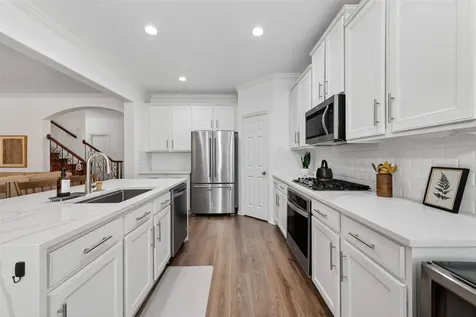 66 S Longsford Circle The Woodlands TX 77382