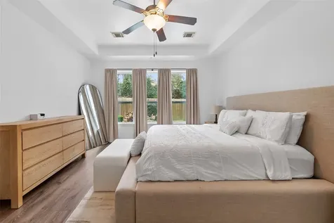 66 S Longsford Circle The Woodlands TX 77382