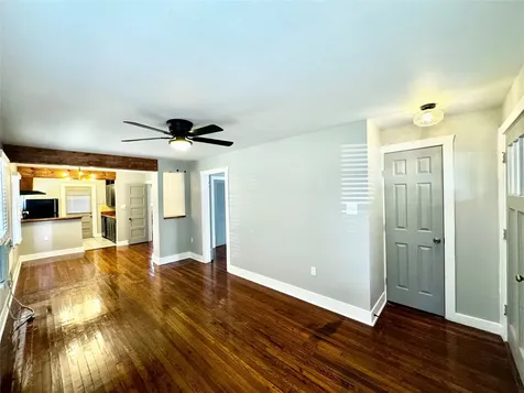 1018 Dunbar Street Houston TX 77009