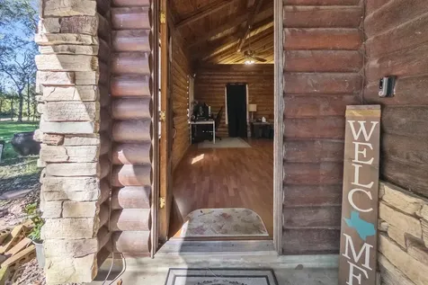 605 NE Clayton Street Dayton TX 77535