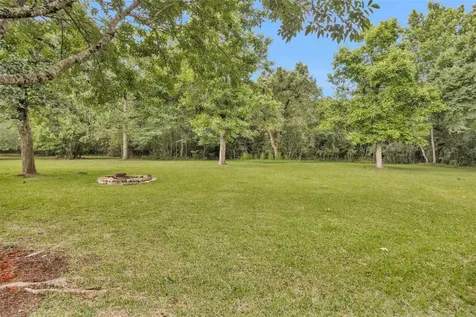 2211 Blue Lake Drive Magnolia TX 77354