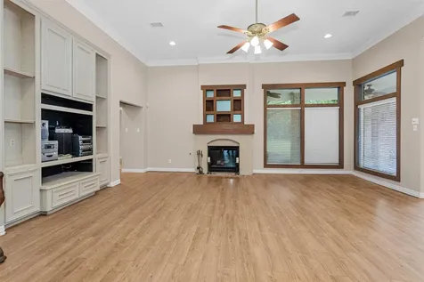 2211 Blue Lake Drive Magnolia TX 77354
