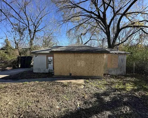 305 W End Street Terrell TX 75160