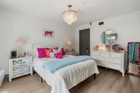 40 Wellington Court Sugar Land TX 77478