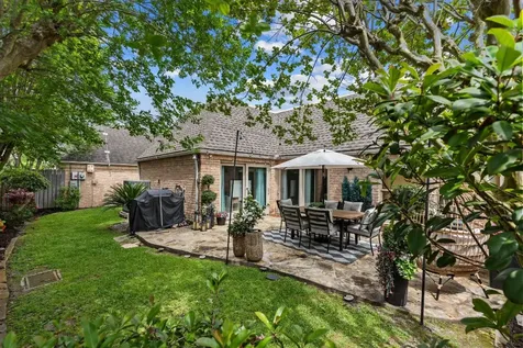 40 Wellington Court Sugar Land TX 77478