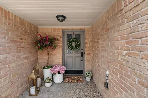 40 Wellington Court Sugar Land TX 77478