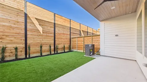 5410A Nolda Street Houston TX 77007