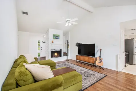 17223 Fife Lane Webster TX 77598