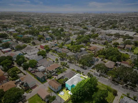 3525 Avenue 0 Galveston TX 77550