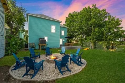 3525 Avenue 0 Galveston TX 77550