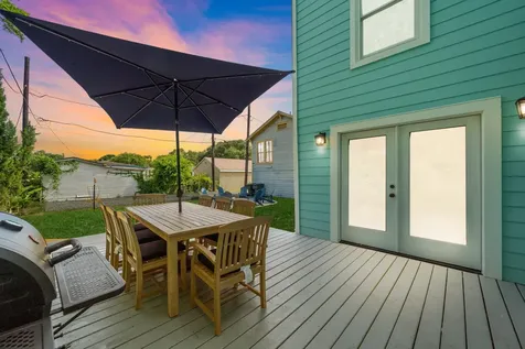 3525 Avenue 0 Galveston TX 77550